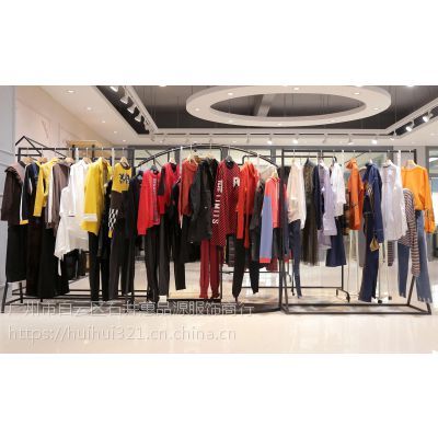 北京天兰尾货批发市场 E15品牌折扣女装紫色外套进货指南