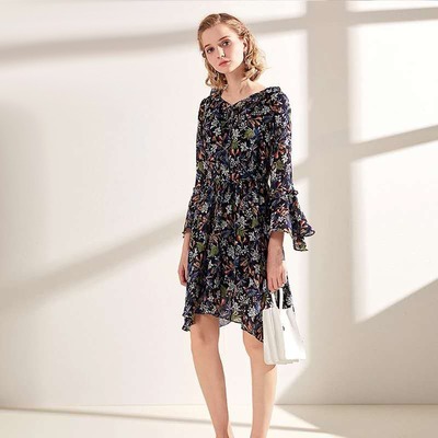 千慧紫长袖打底连衣裙 品牌折扣女装批发市场的性价比之选